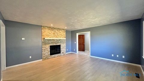 Tiny photo for 181 S US Highway 23, Fostoria, OH 44830 (MLS # 6136546)