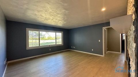 Tiny photo for 181 S US Highway 23, Fostoria, OH 44830 (MLS # 6136546)