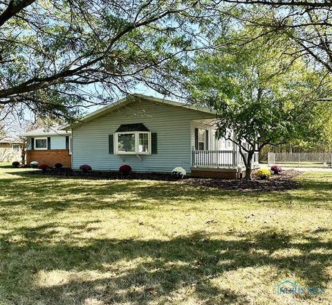 Tiny photo for 181 S US Highway 23, Fostoria, OH 44830 (MLS # 6136546)