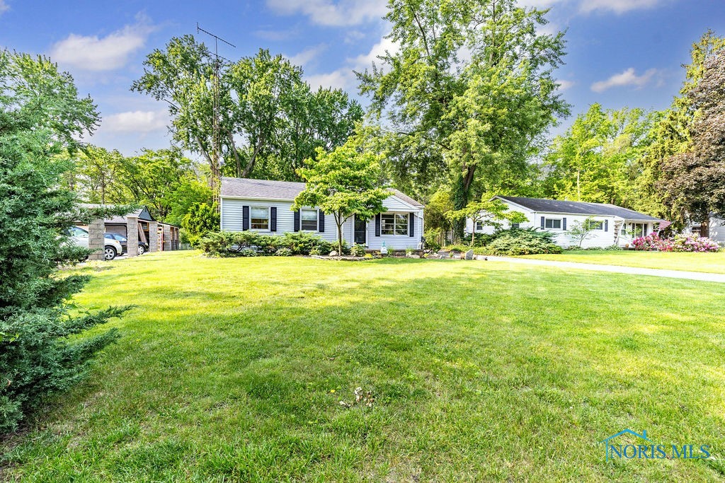 6119 Greenacre Road, Toledo, Ohio image 3