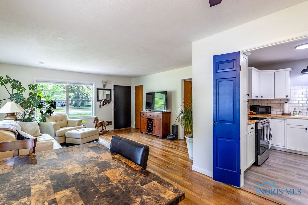 6119 Greenacre Road, Toledo, Ohio image 19