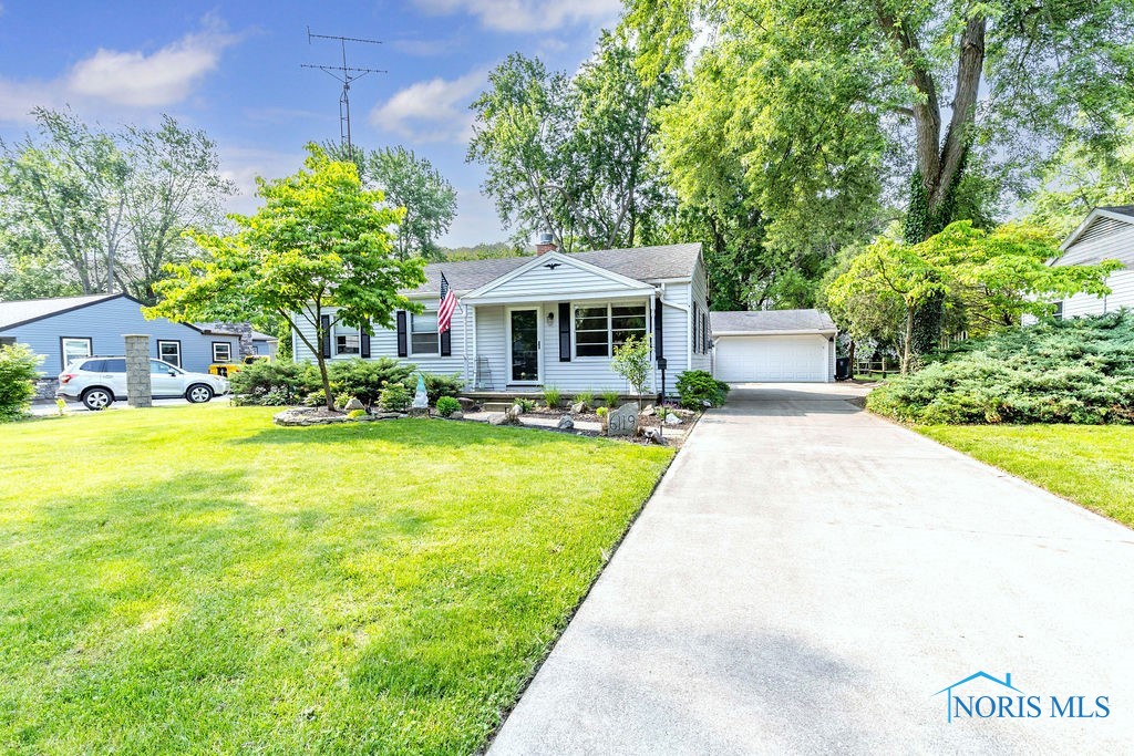 6119 Greenacre Road, Toledo, Ohio image 4