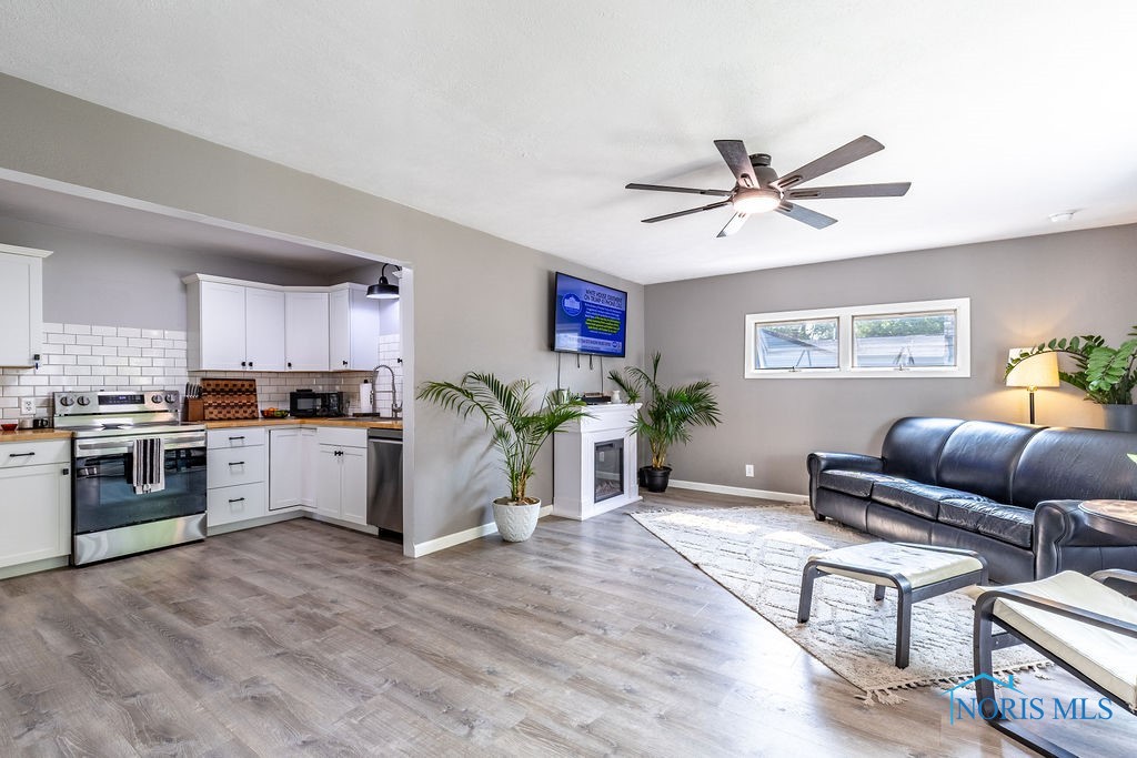 6119 Greenacre Road, Toledo, Ohio image 30