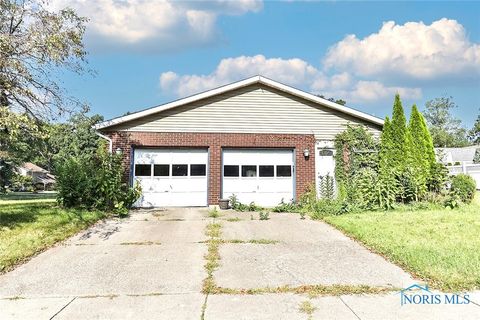 Tiny photo for 2806 Chapel Hill Drive, Lima, OH 45805 (MLS # 6136623)