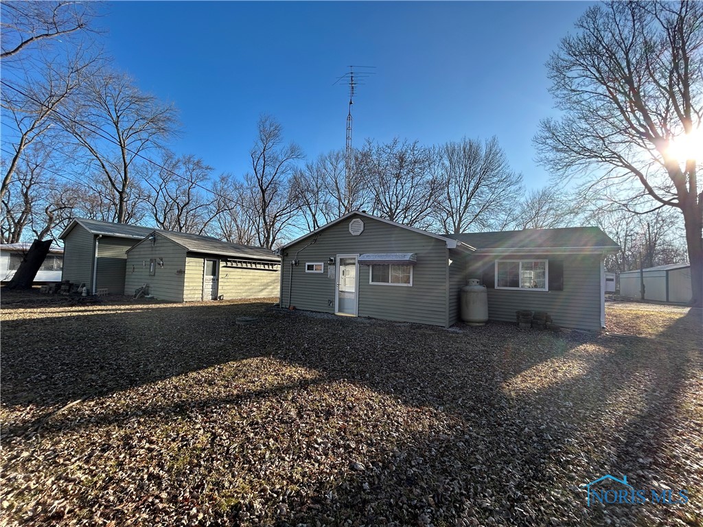 6626 N Earl Avenue, Oak Harbor, Ohio image 3