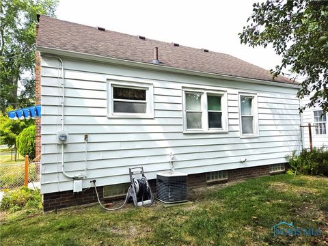 Tiny photo for 5902 Deane Drive, Toledo, OH 43613 (MLS # 6136082)