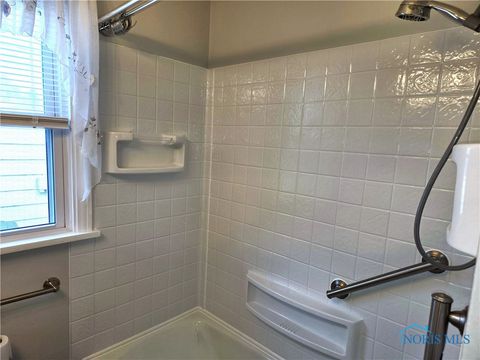 Tiny photo for 5902 Deane Drive, Toledo, OH 43613 (MLS # 6136082)