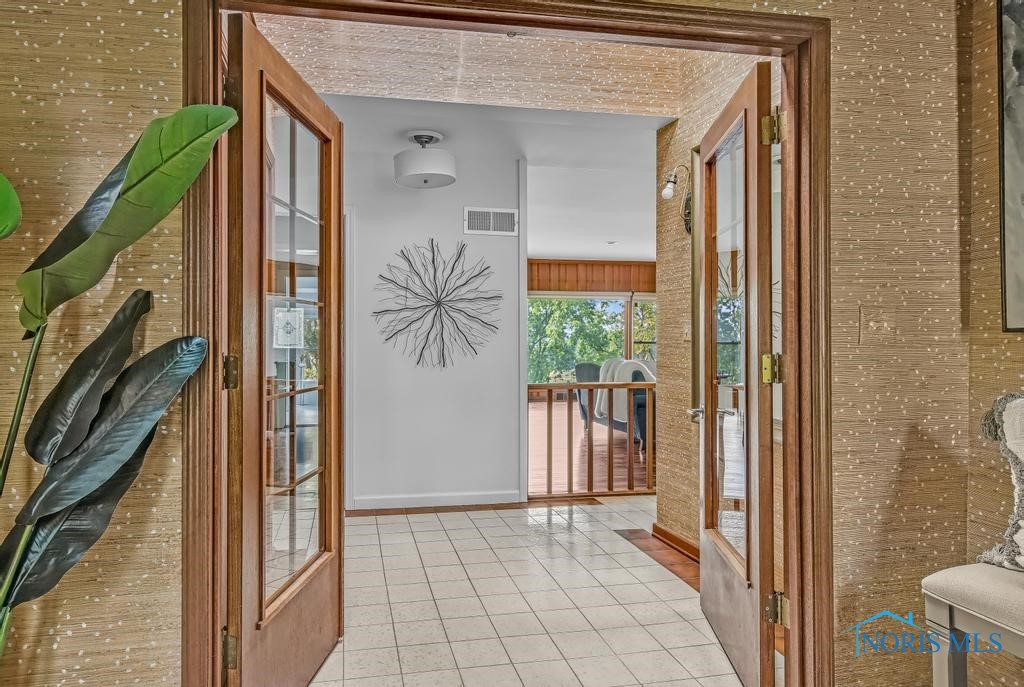 1526 River Road