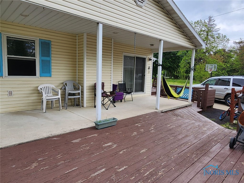 713 Glenwood Road, Rossford, Ohio image 4