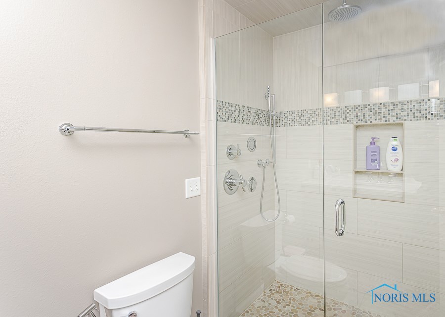 7559 Peachtree Lane, Sylvania, Ohio image 33
