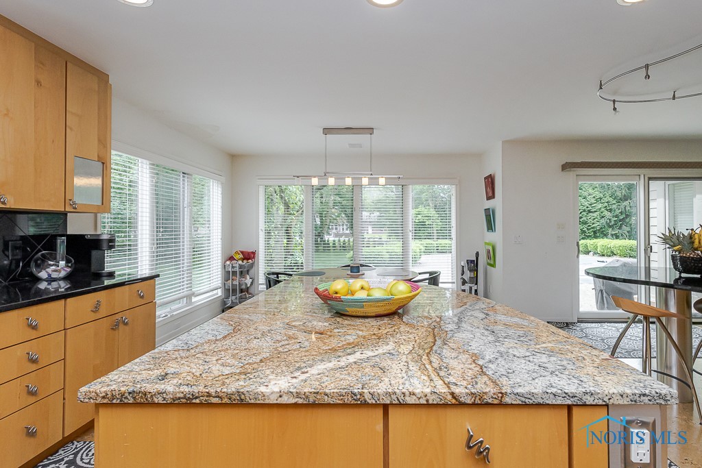 7559 Peachtree Lane, Sylvania, Ohio image 13