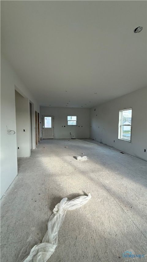 Tiny photo for 725 W Ironwood Drive, Rossford, OH 43460 (MLS # 6136446)