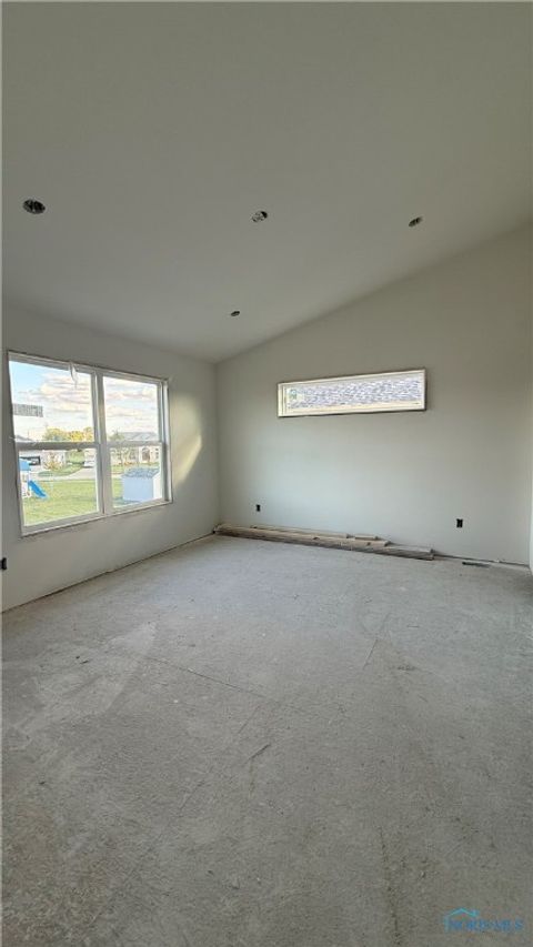 Tiny photo for 725 W Ironwood Drive, Rossford, OH 43460 (MLS # 6136446)