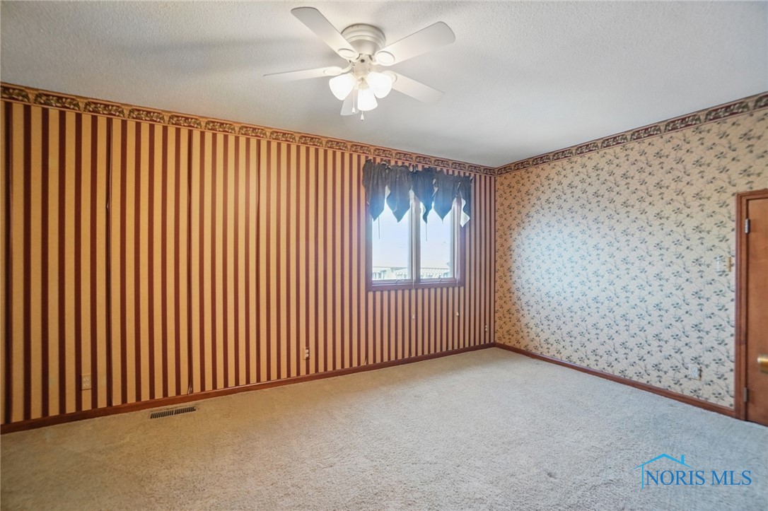 1067 Fox Run Road, Findlay, Ohio image 35