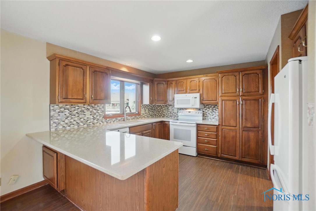1067 Fox Run Road, Findlay, Ohio image 15
