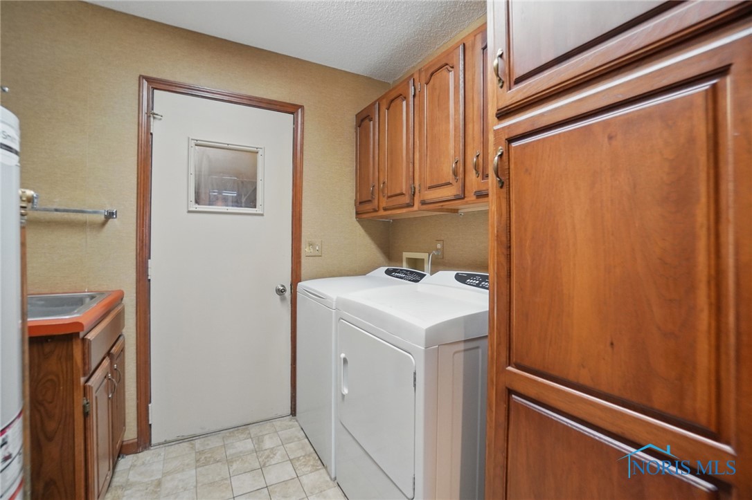 1067 Fox Run Road, Findlay, Ohio image 26