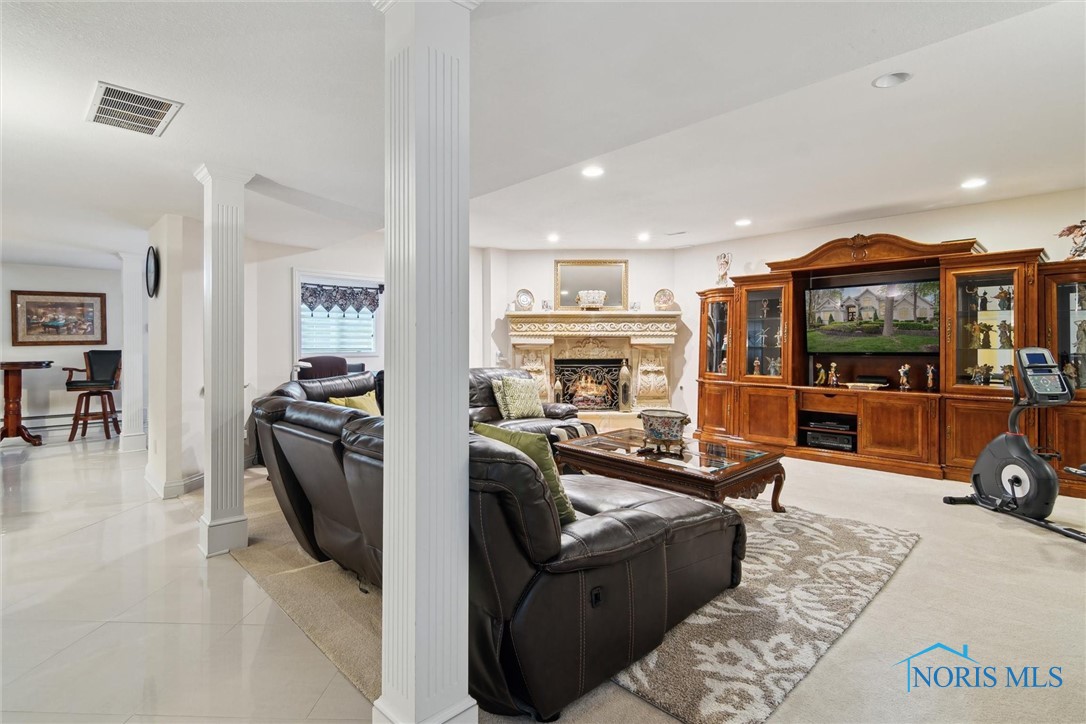 4854 Cinnamon Lane, Sylvania, Ohio image 35