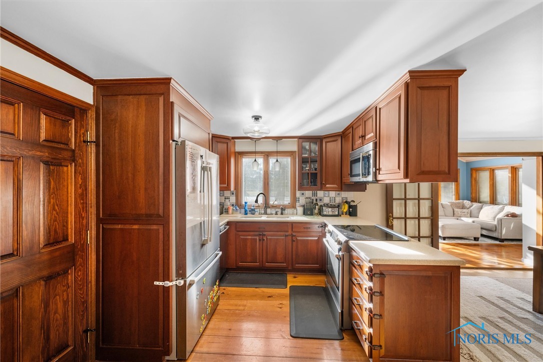 207 Lakeview Drive, Bryan, Ohio image 14