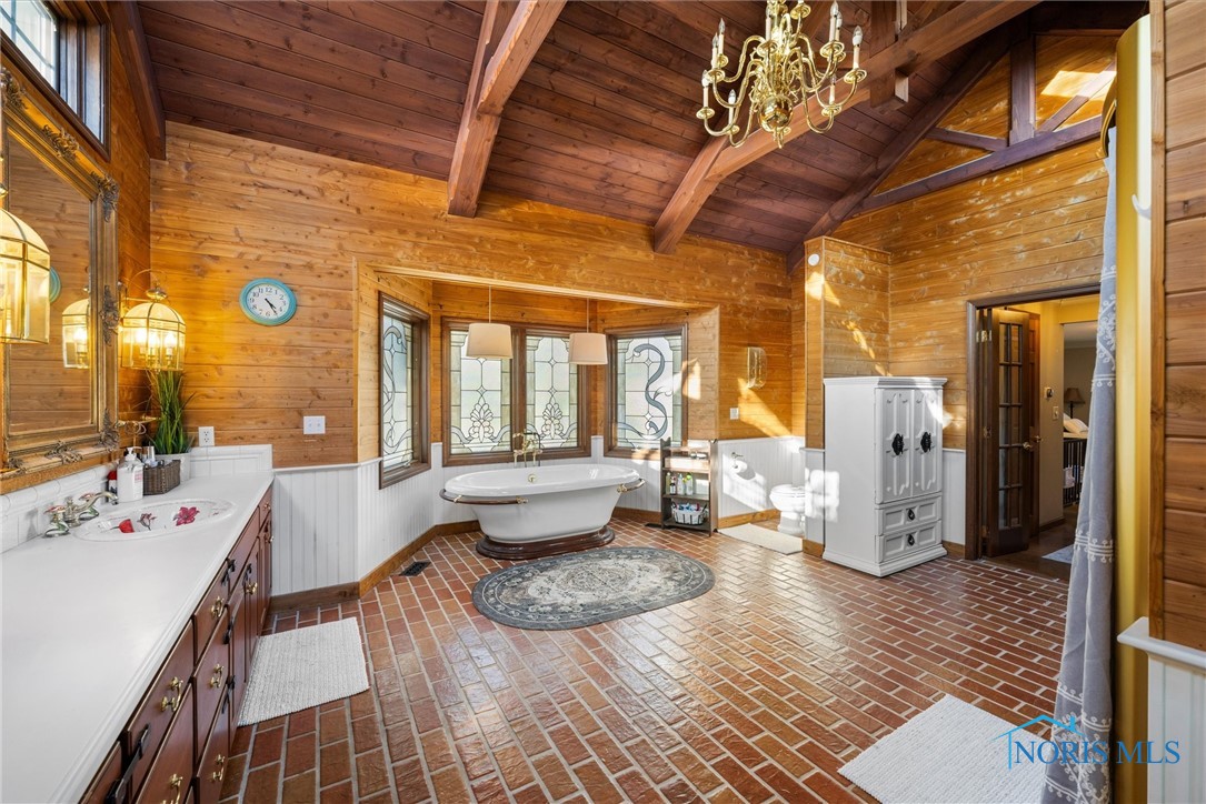 207 Lakeview Drive, Bryan, Ohio image 37