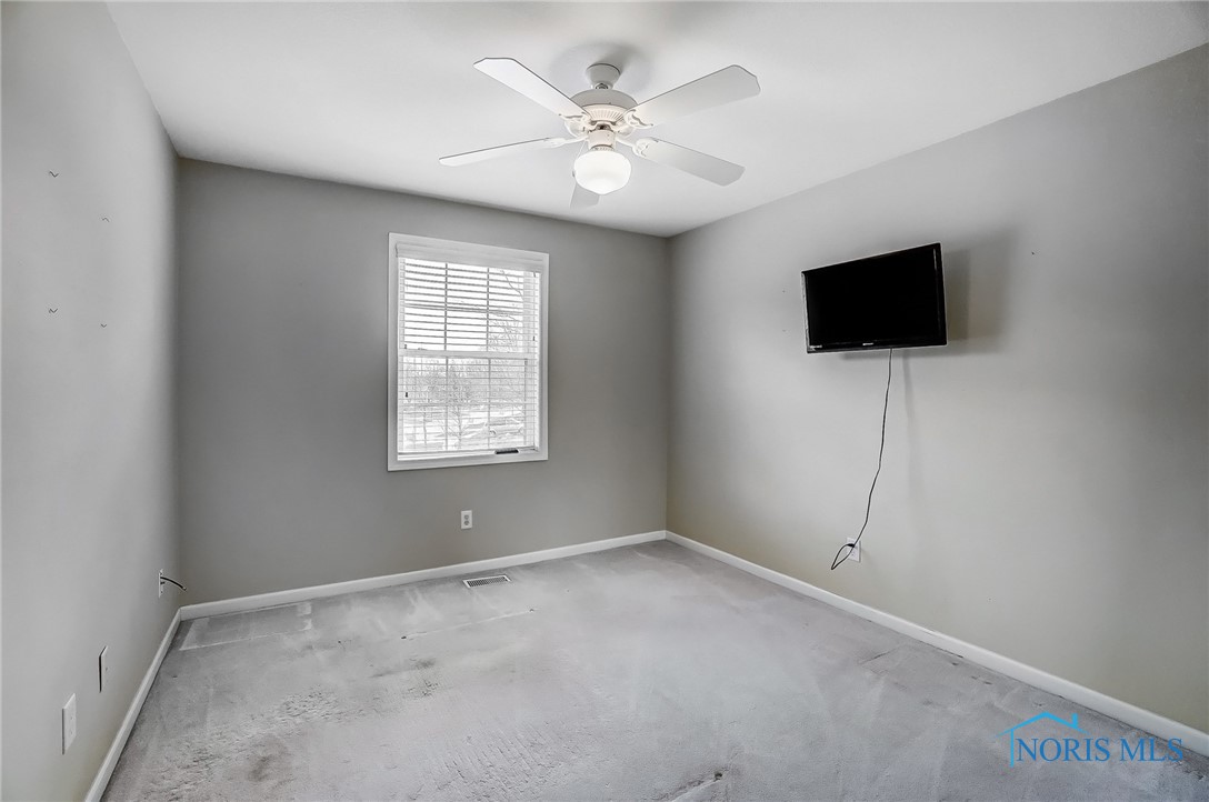 2243 Woods Edge Court, Toledo, Ohio image 37
