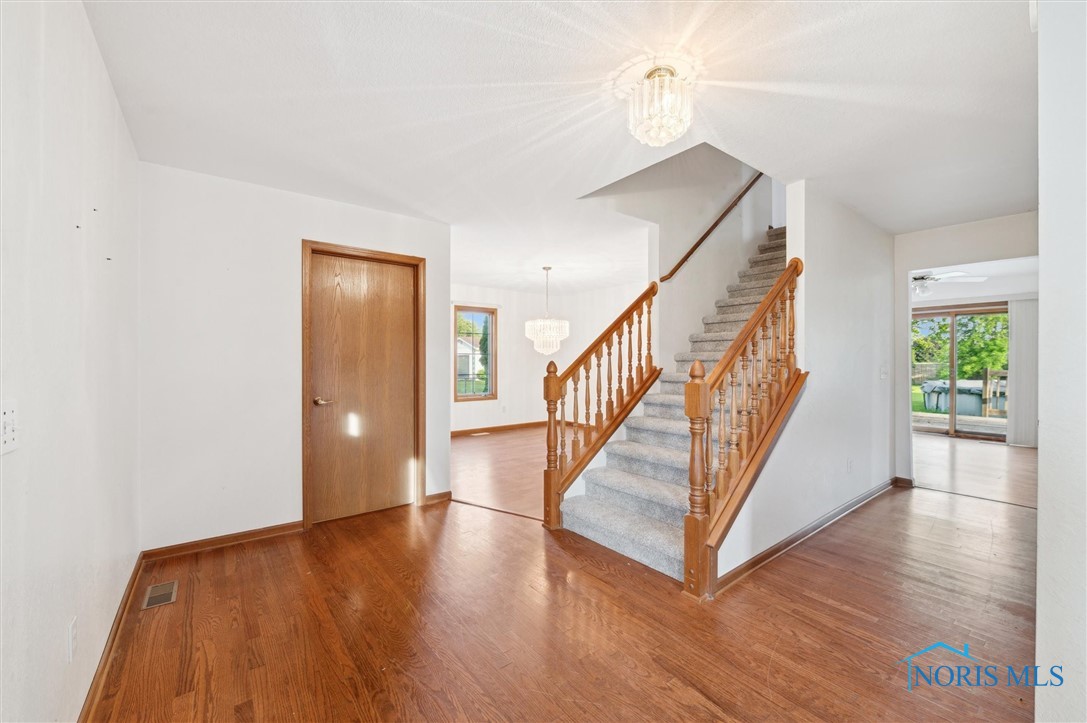 4062 Ranger Drive, Northwood, Ohio image 11