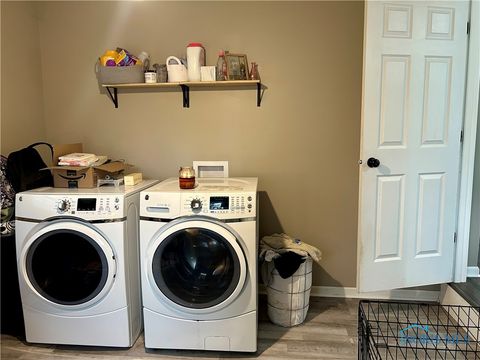 Tiny photo for 607 Center Street, Findlay, OH 45840 (MLS # 6136163)