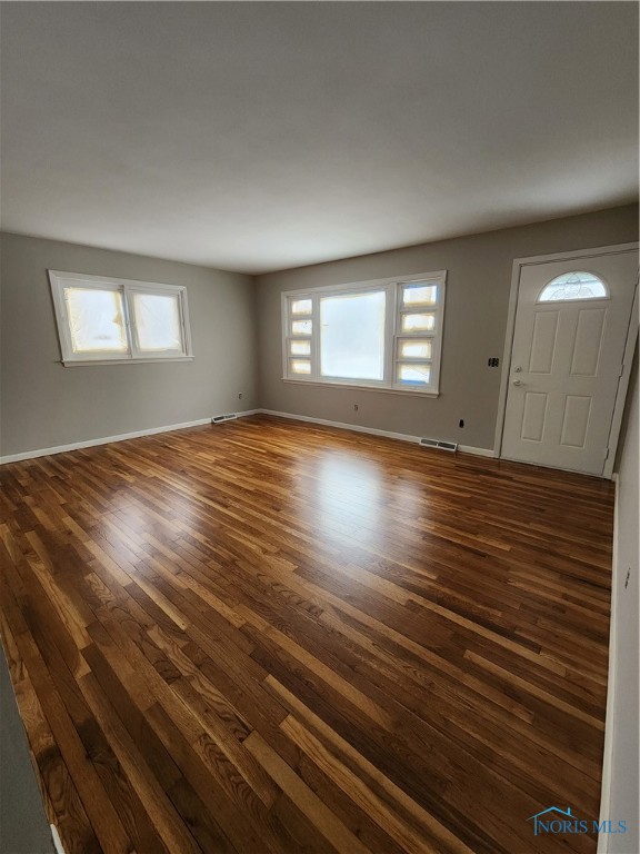 514 E Indiana Ave, Maumee, Ohio image 3