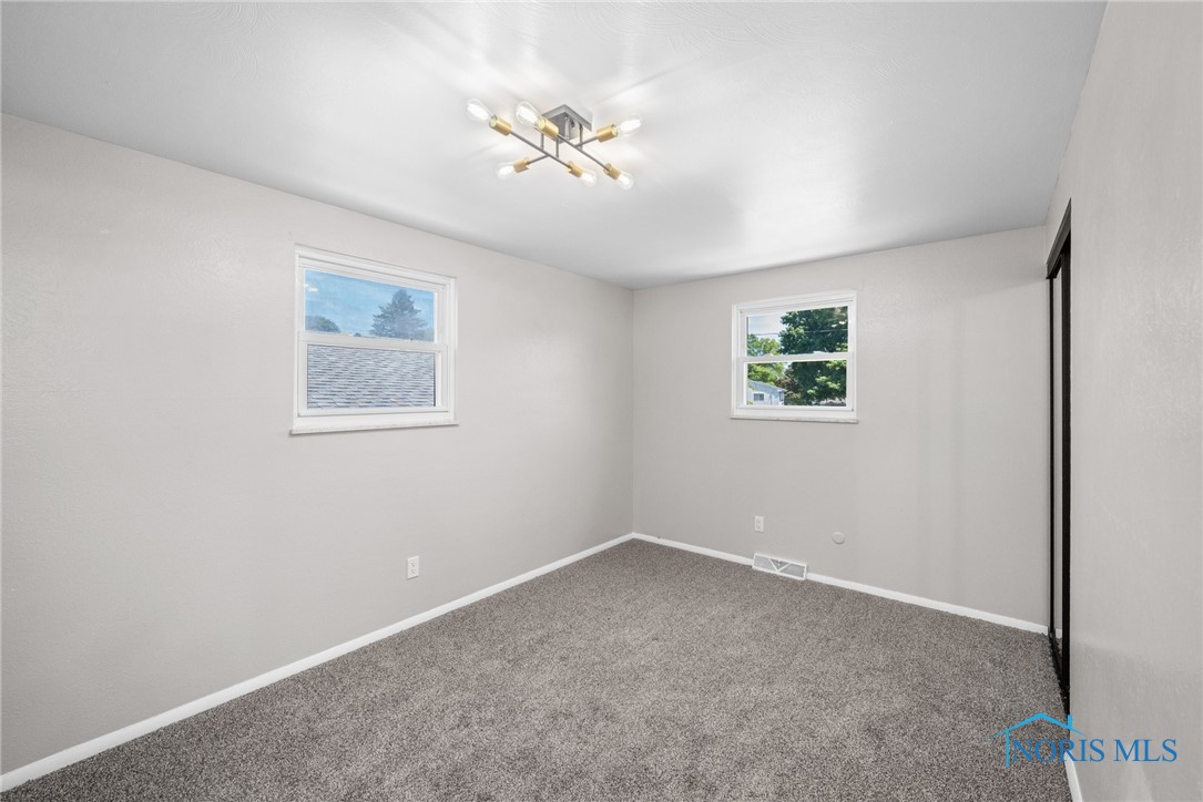 6136 Foth Drive, Toledo, Ohio image 15