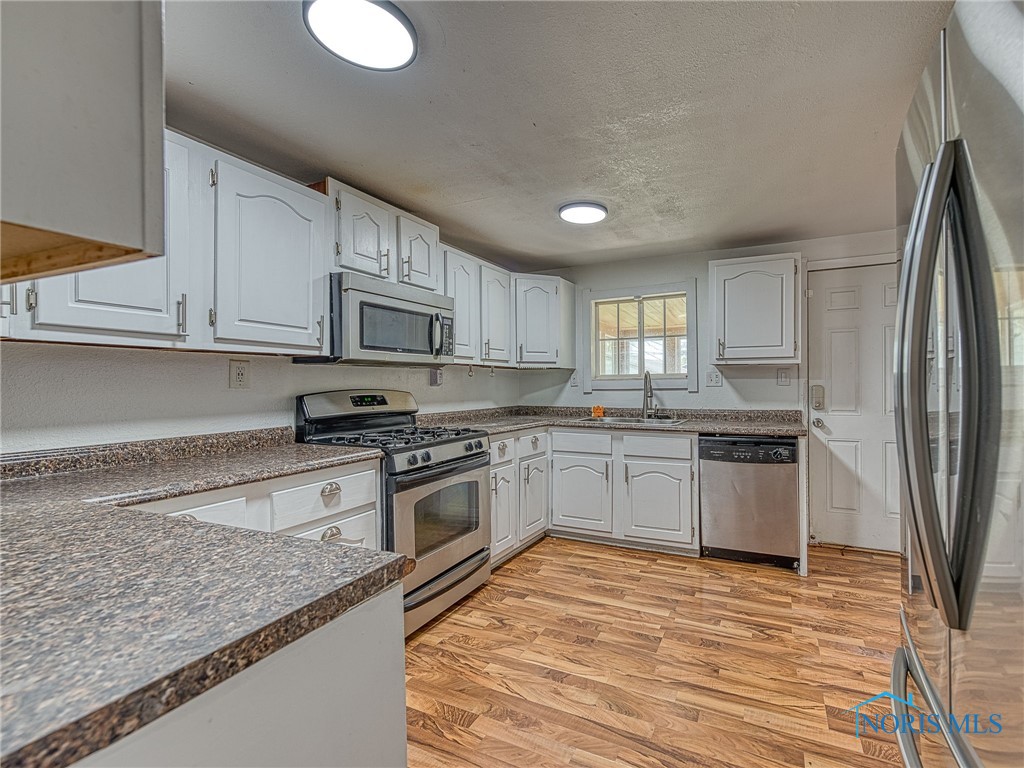 963 South Avenue, Toledo, Ohio image 16