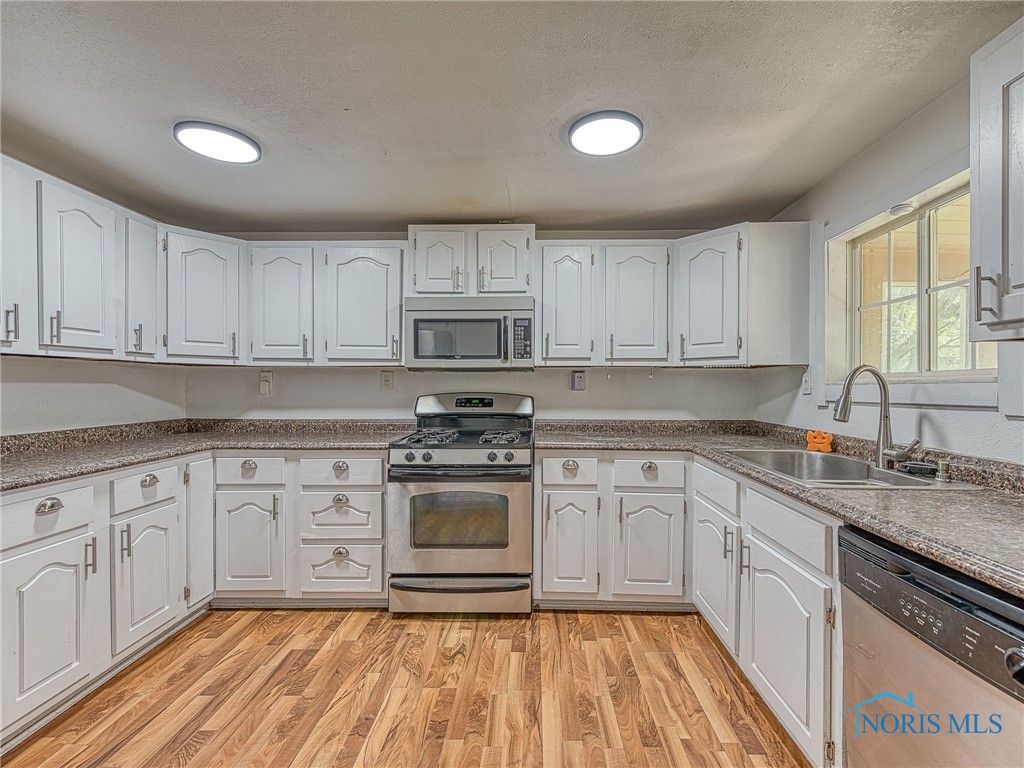 963 South Avenue, Toledo, Ohio image 15