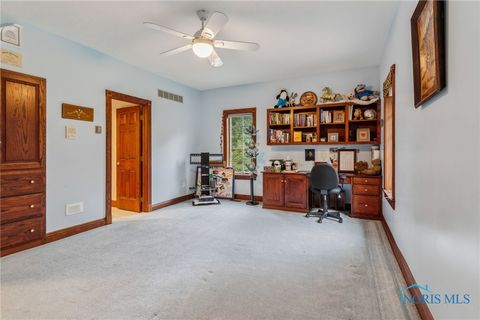 Tiny photo for 106 Sycamore Woods Lane, Tiffin, OH 44883 (MLS # 6136829)
