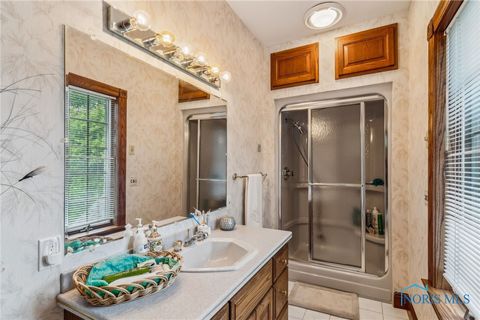 Tiny photo for 106 Sycamore Woods Lane, Tiffin, OH 44883 (MLS # 6136829)
