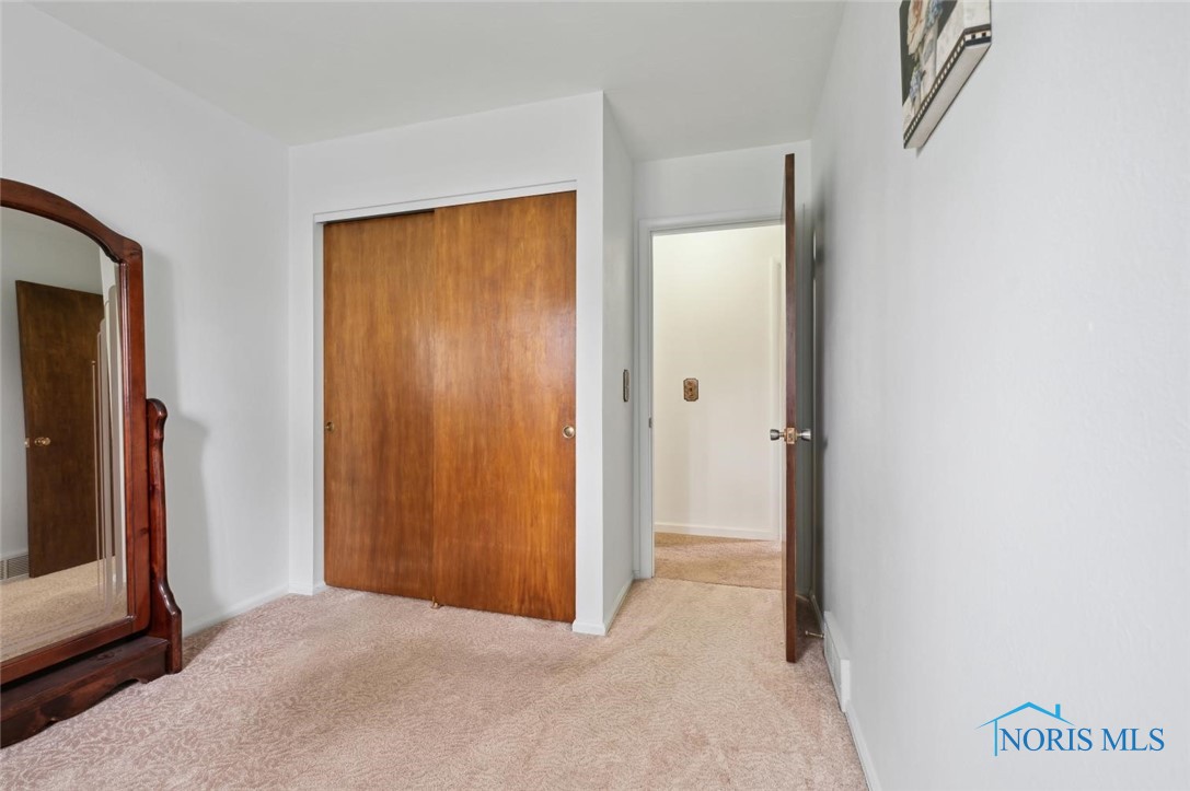 6126 Herst Road, Toledo, Ohio image 18