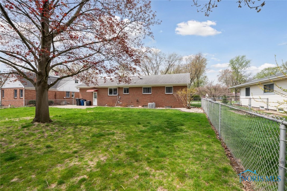 6126 Herst Road, Toledo, Ohio image 32
