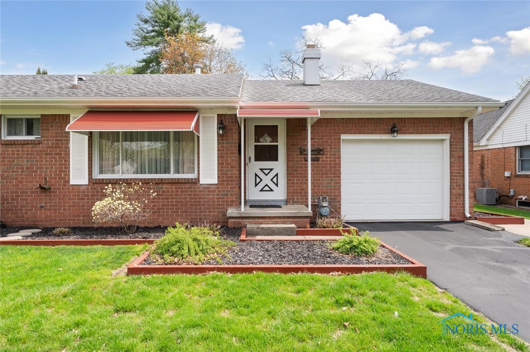 6126 Herst Road, Toledo, Ohio image 3