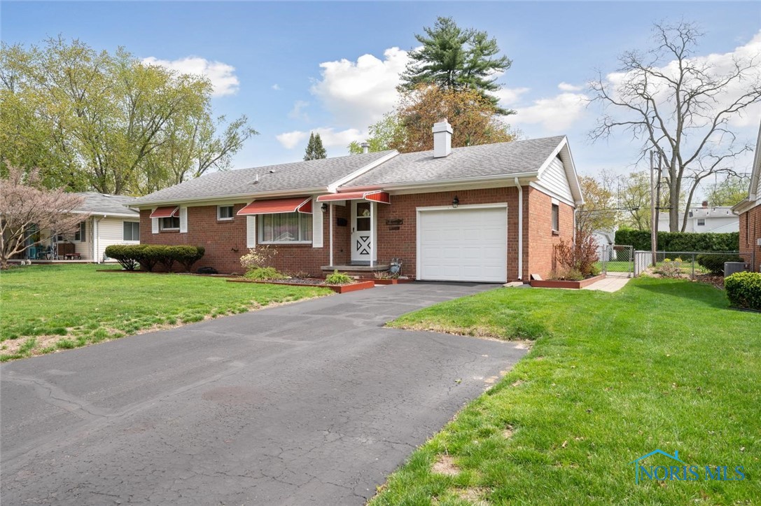 6126 Herst Road, Toledo, Ohio image 2
