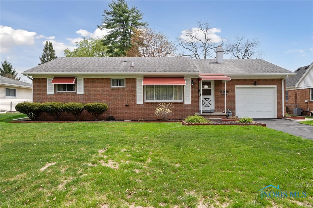 6126 Herst Road, Toledo, Ohio image 1
