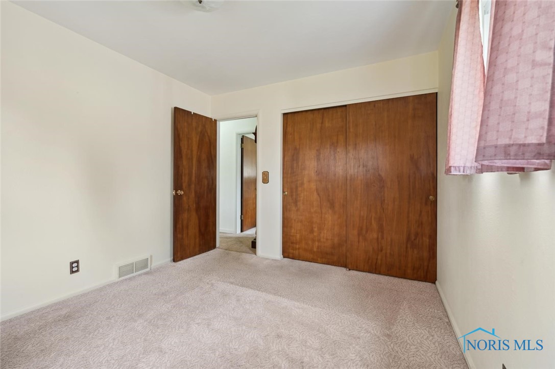 6126 Herst Road, Toledo, Ohio image 16