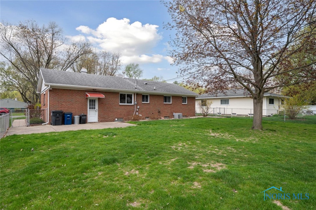 6126 Herst Road, Toledo, Ohio image 29