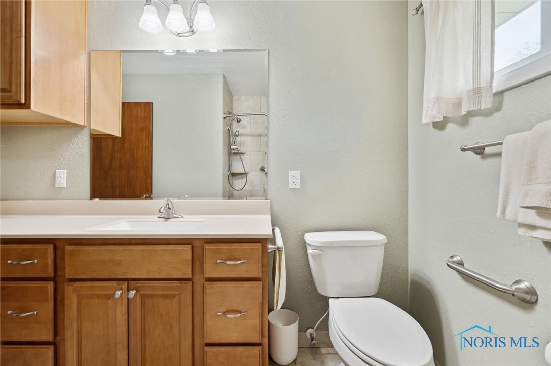 6126 Herst Road, Toledo, Ohio image 21