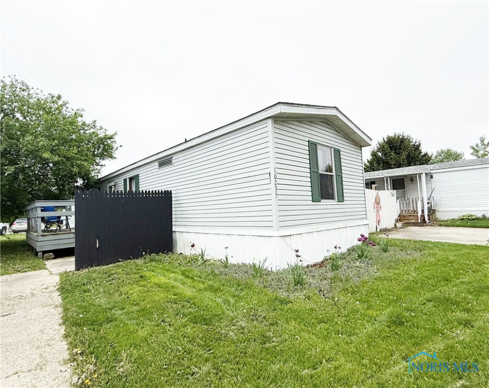 10235 Edgewood Dr #L-224, Findlay, Ohio image 1