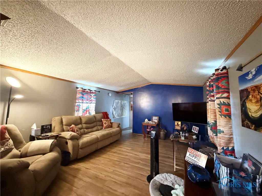 10235 Edgewood Dr #L-224, Findlay, Ohio image 3