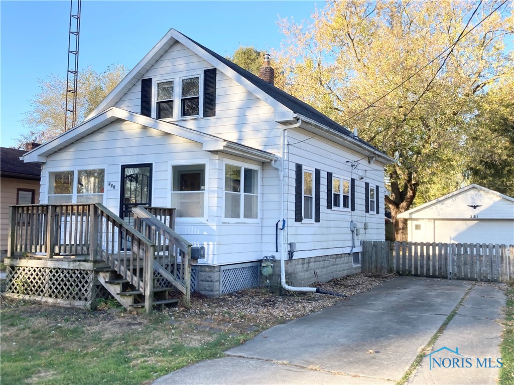 251 Rochelle Road