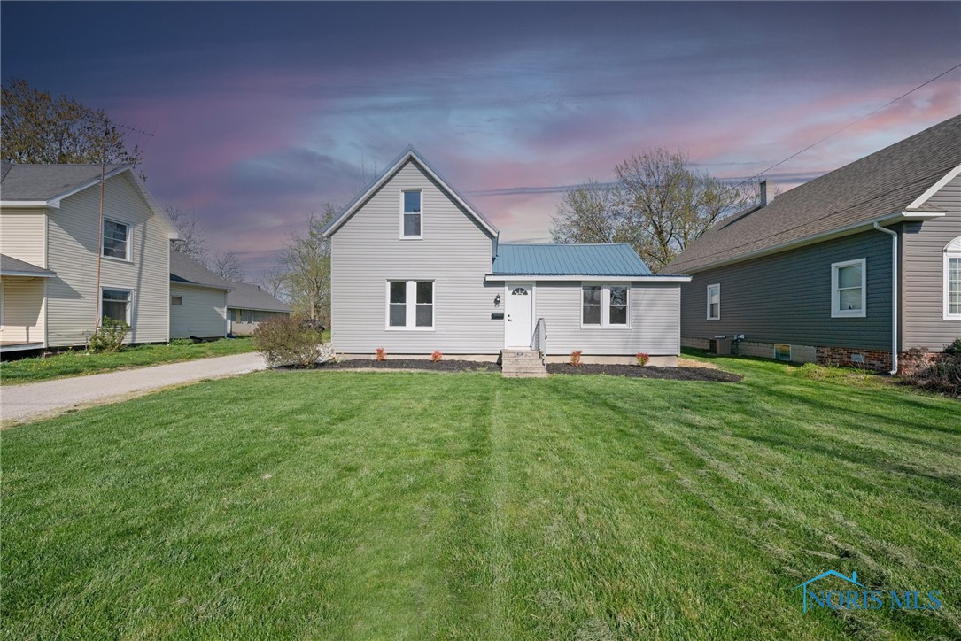 430 N Locust Street, Oak Harbor, Ohio image 1