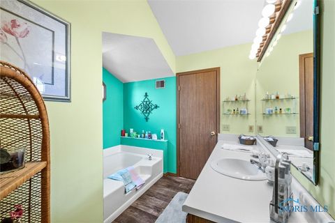 Tiny photo for 2324 Havencrest Court, Toledo, OH 43611 (MLS # 6136969)