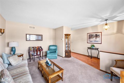 Tiny photo for 2324 Havencrest Court, Toledo, OH 43611 (MLS # 6136969)