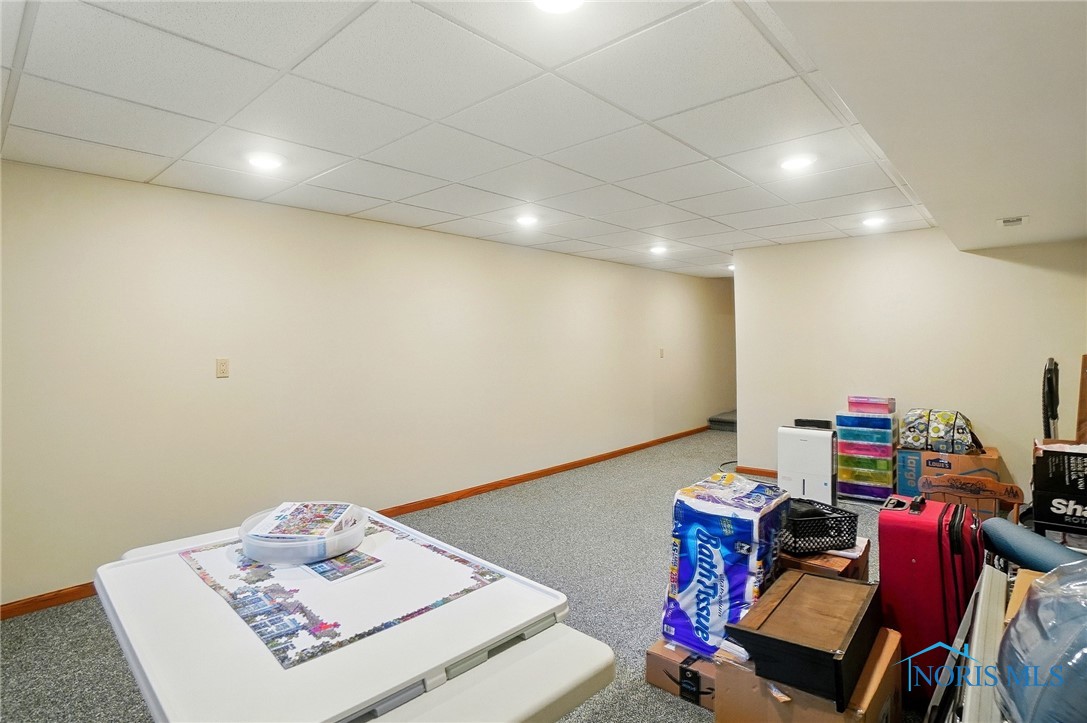 300 Winter Pine Drive #U300, Findlay, Ohio image 19