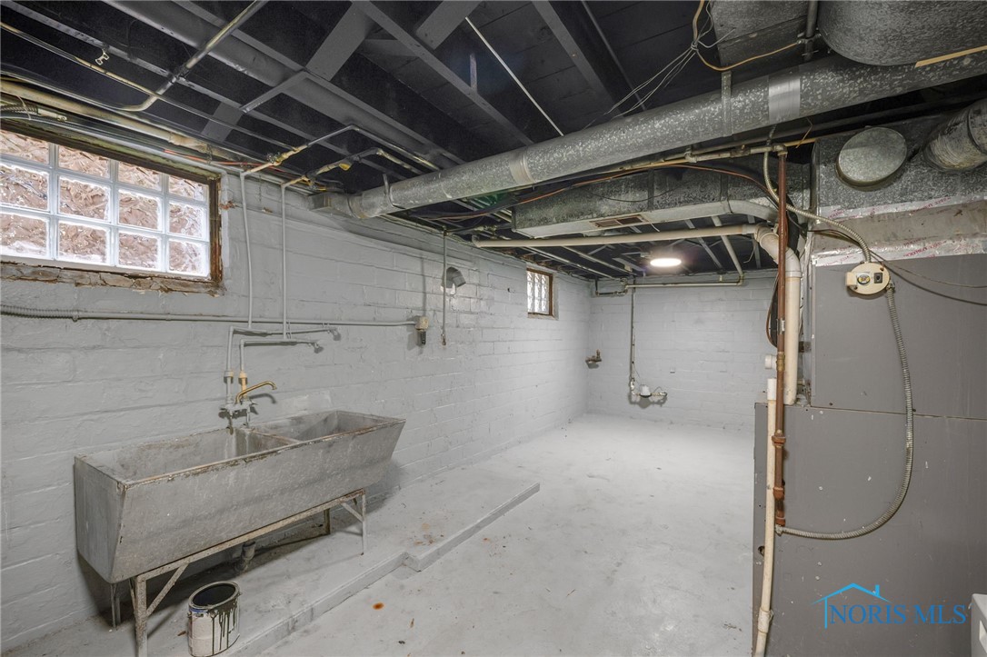 4256 N Haven Avenue, Toledo, Ohio image 17