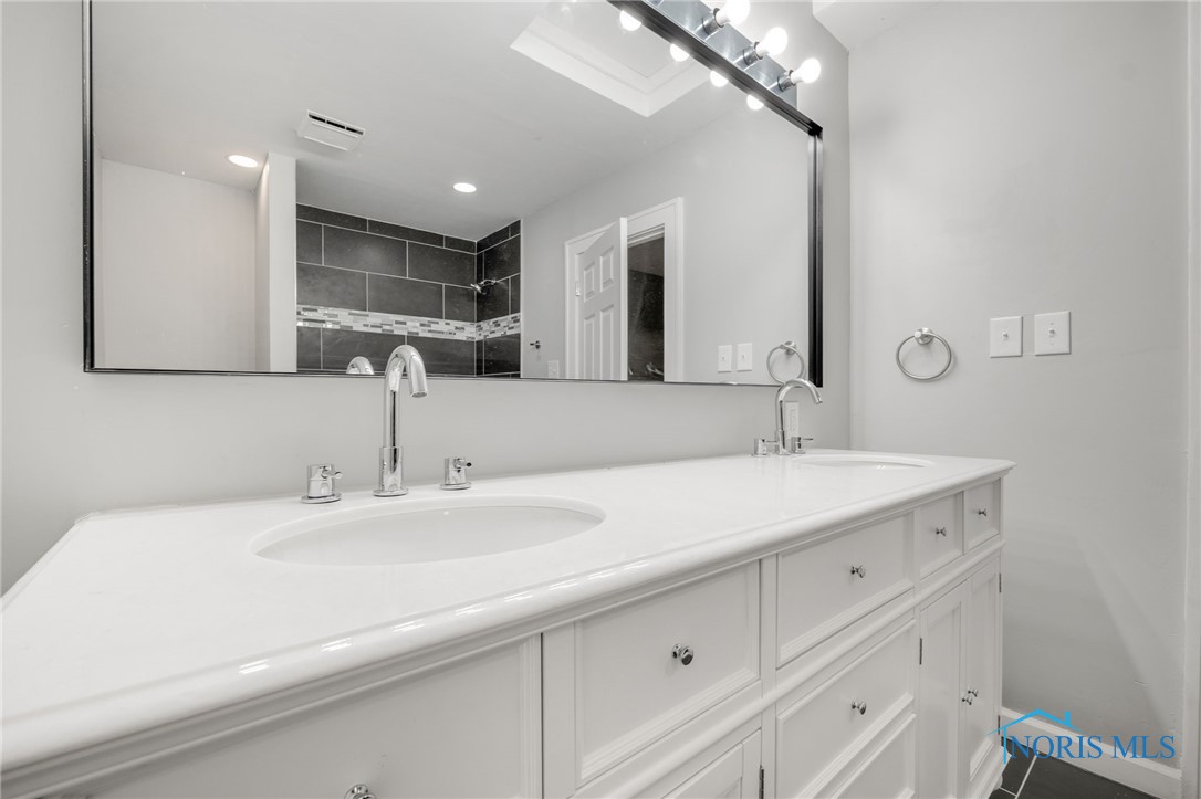 4256 N Haven Avenue, Toledo, Ohio image 14