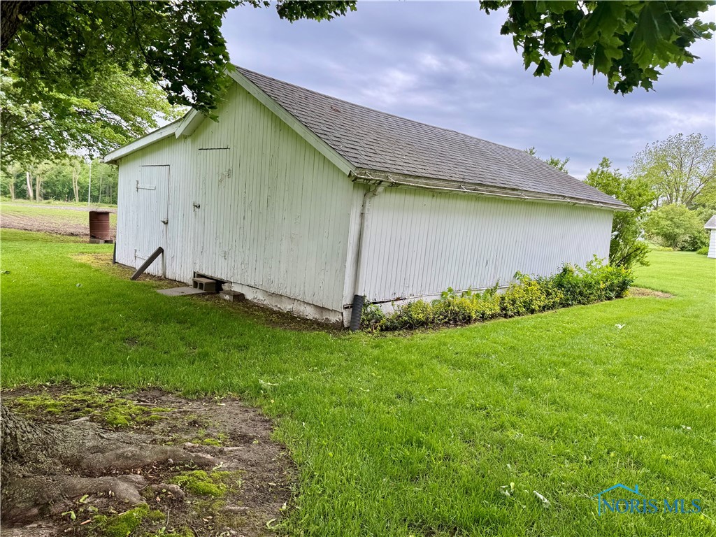 2147 County Road H, Swanton, Ohio image 8